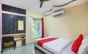 Niloy Guest House