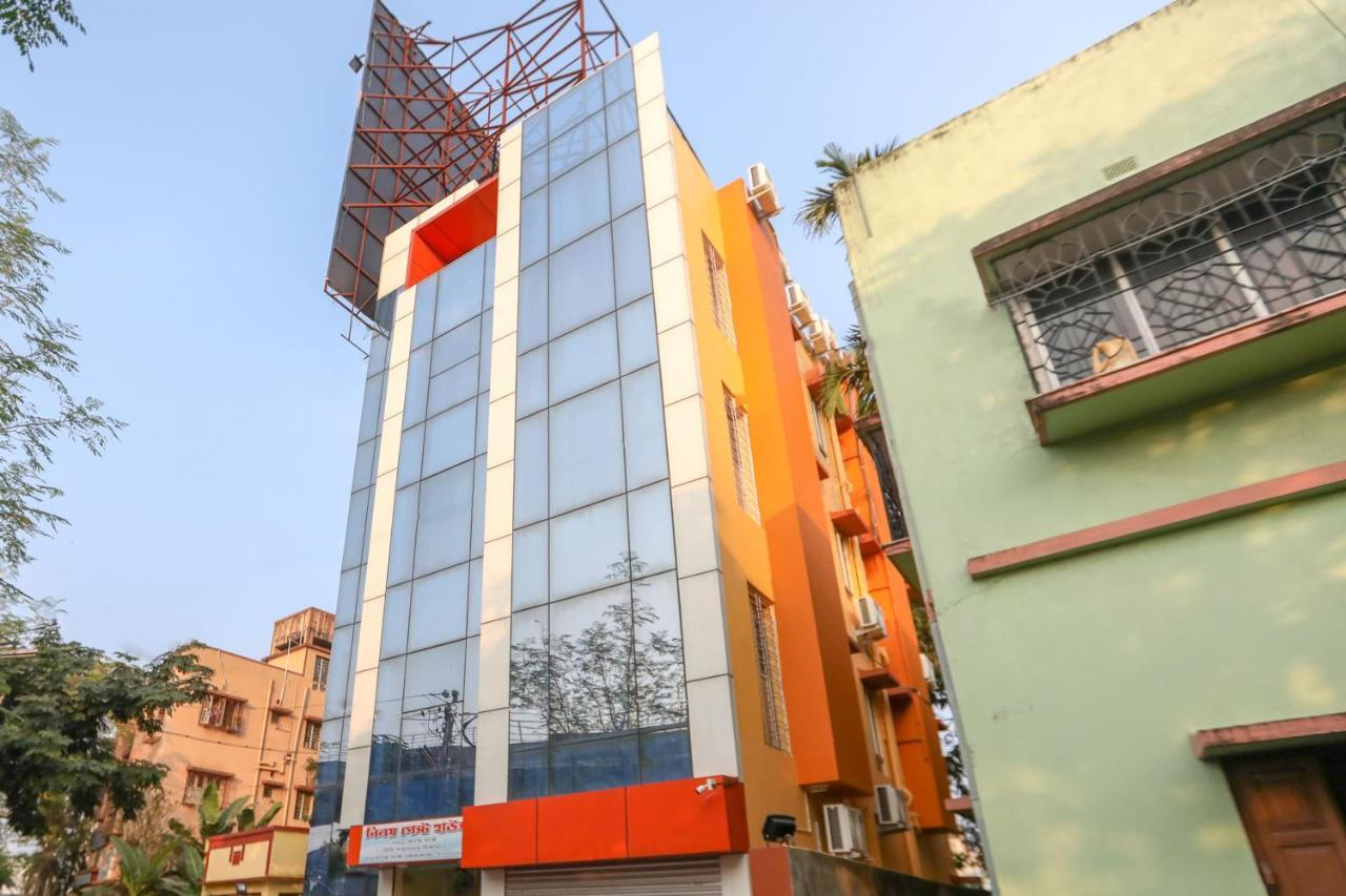 Oyo 62042 Niloy Guest House Jadabpur Exterior photo